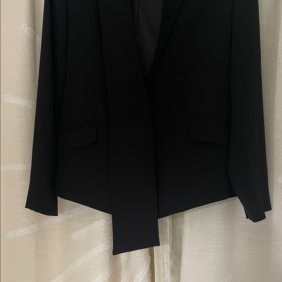 10 Crosby Derek Lam Elegant Black Blazer - Picture 3 of 7
